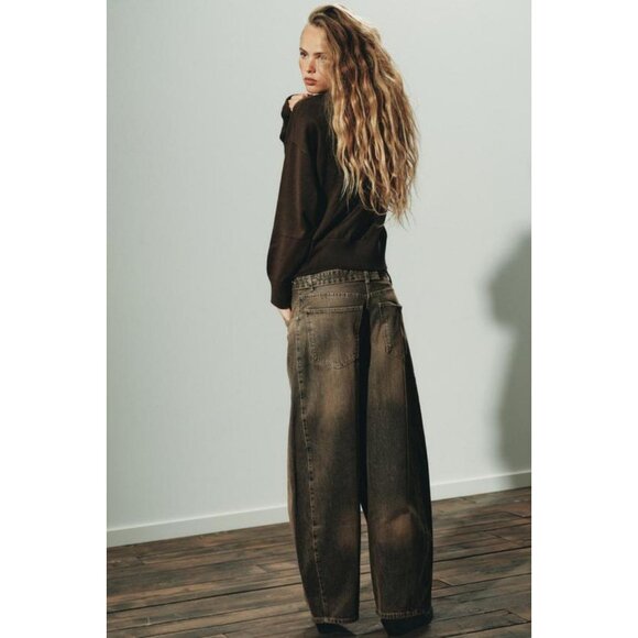 ZARA TRF OVERSIZE LOW-RISE JEANS - Picture 6 of 10